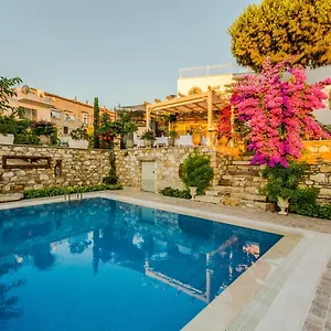 Ipekyol , Çeşme Türkiye