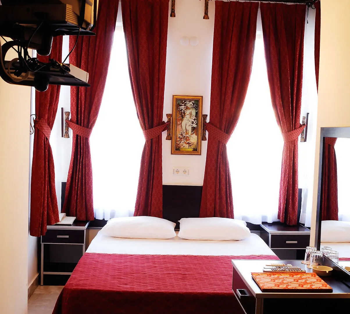 *** Apart Otel Kaleici Lodge Aparts Antalya Türkiye