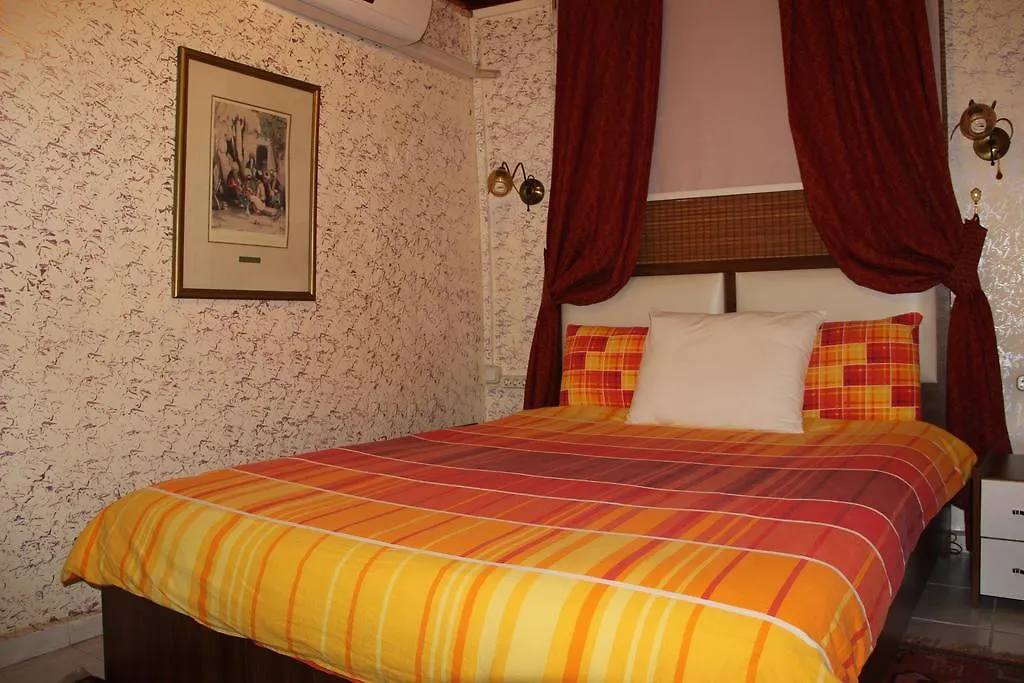 Kaleici Lodge Aparts Antalya 3*,