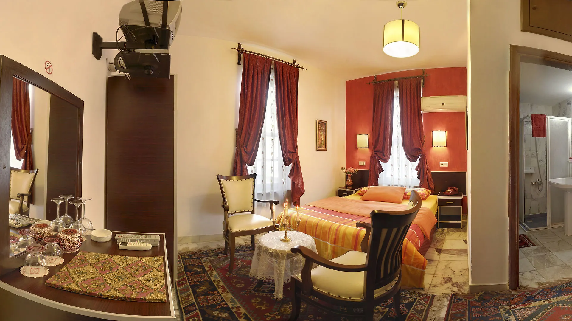 Kaleici Lodge Aparts Antalya 3*,